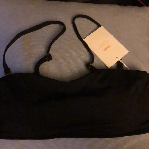 Andie Rio top size Medium New! - Picture 3 of 10